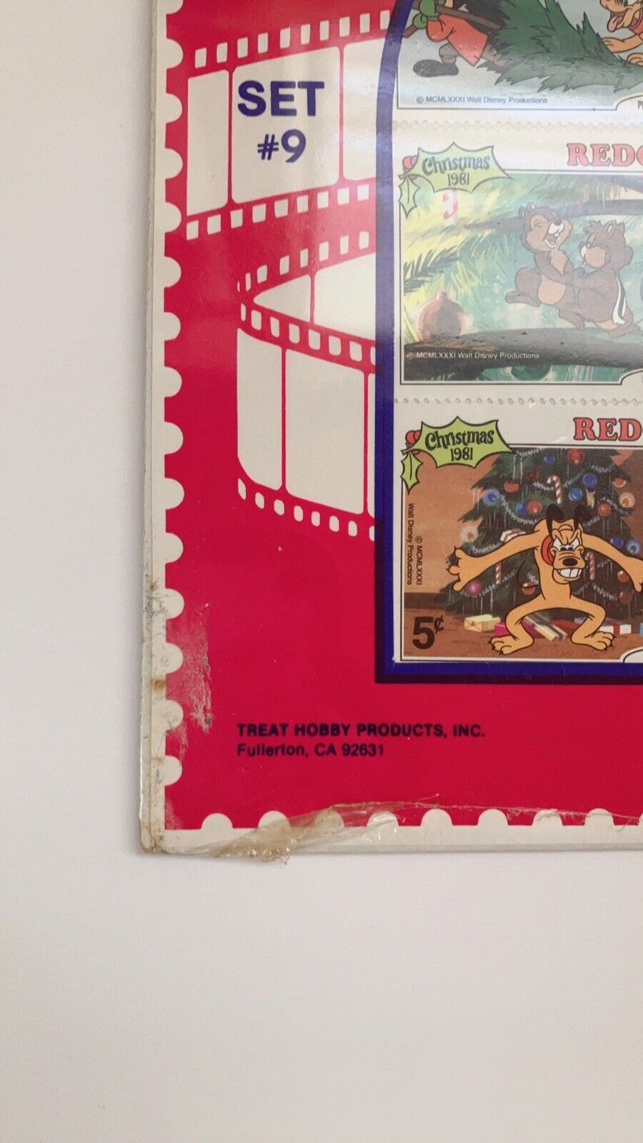 The Disney World of Fantasy Stamps Pluto's Christmas Tree REDONDA , 7 stamps