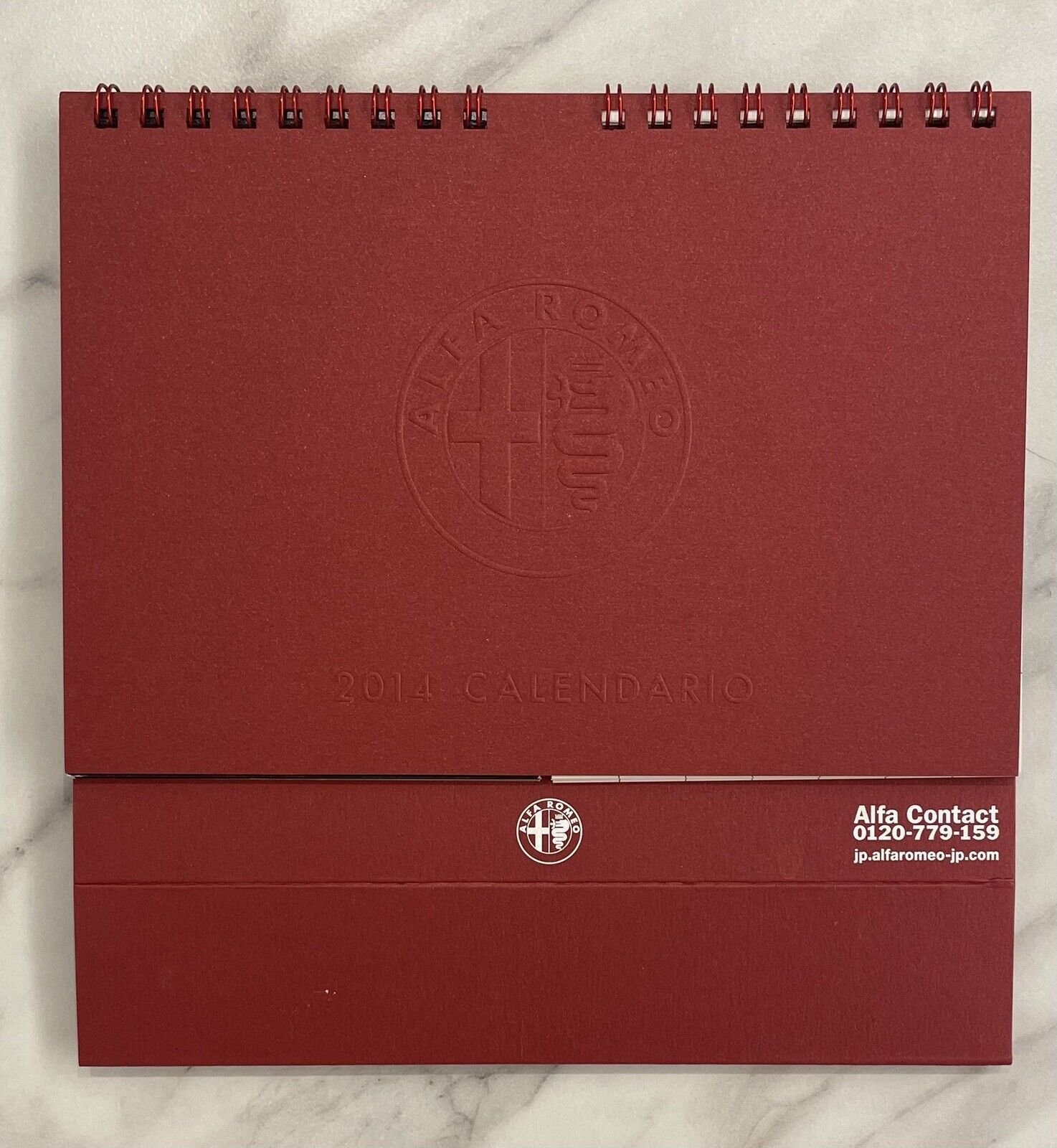 Alfa Romeo Desk Calendar 2014 Japanese Edition,good condition. Italian cars.