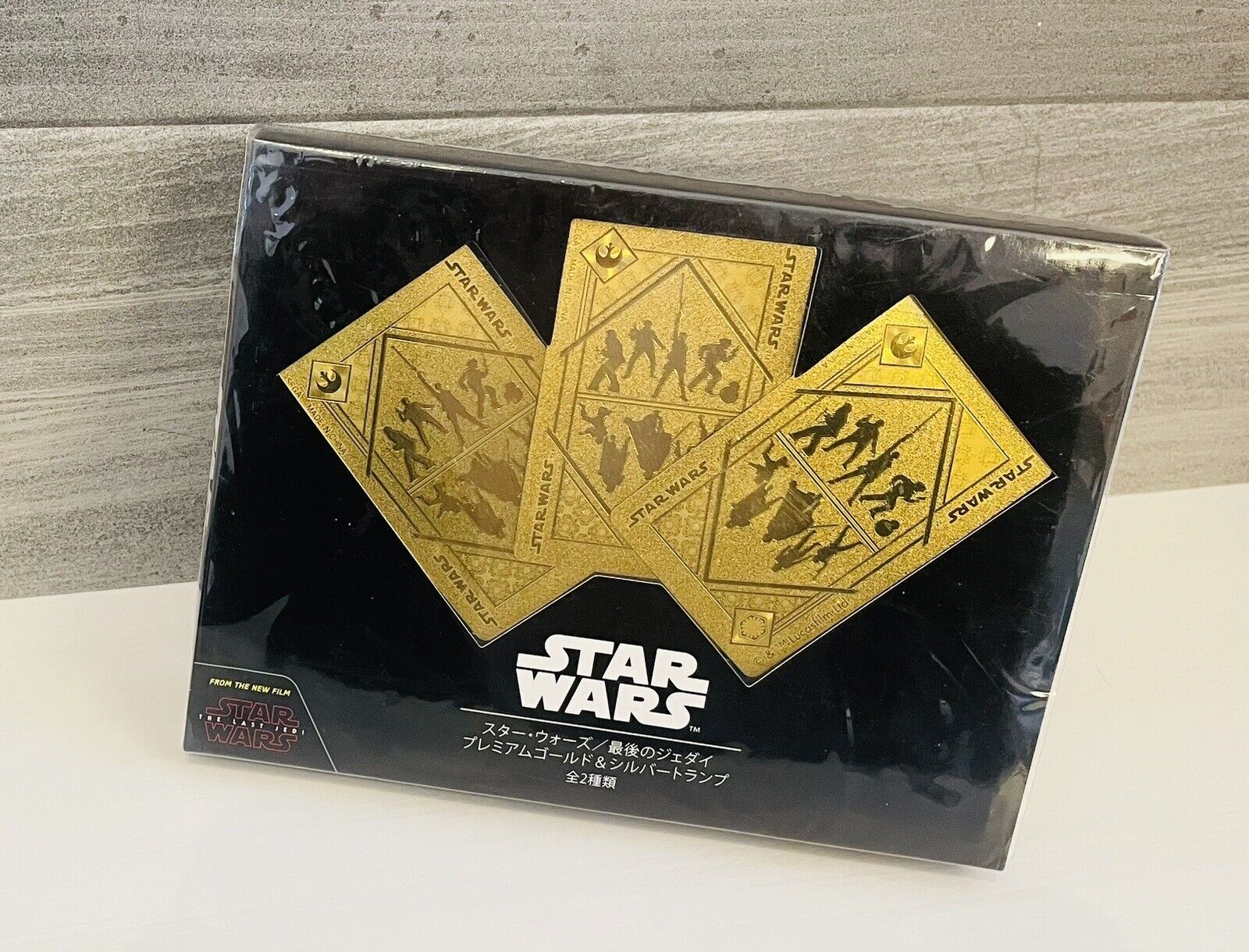 STAR WARS Premium Gold Playing Cards from the movie THE LAST JEDI