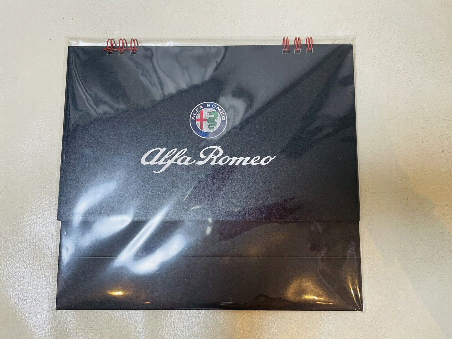 Alfa Romeo Desk Calendar 2022 Japanese Edition,good condition. Italian cars.