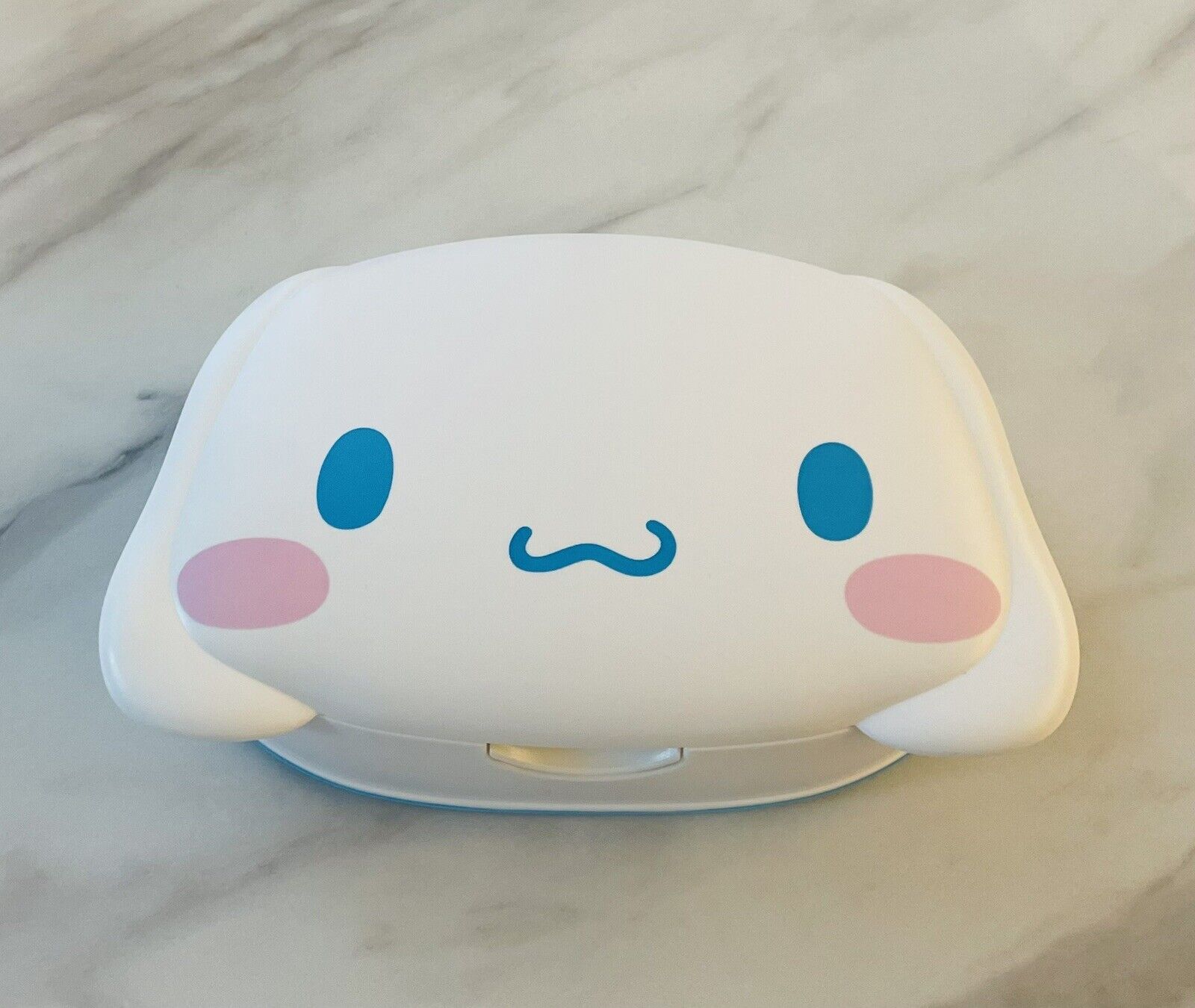 Sanrio Cinnamoroll Wet Tissue Wipes Reusable Case Box New Sealed with wet tissue