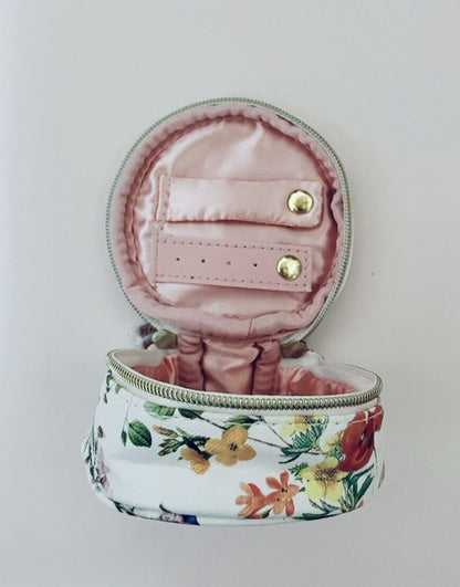 Hello Kitty Compact Mirror and Pouch Set from Japan Cute♡ Chesty