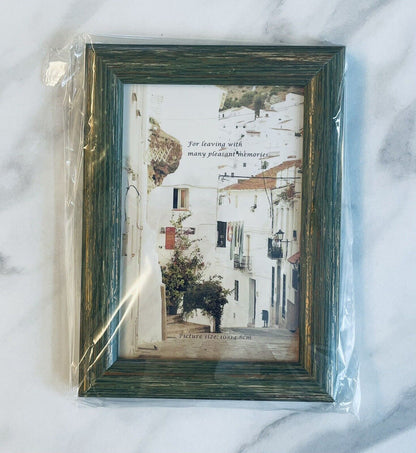 Wooden Frame 10×14.8 cm Green Color good for Puzzles , Picture , and Postcard