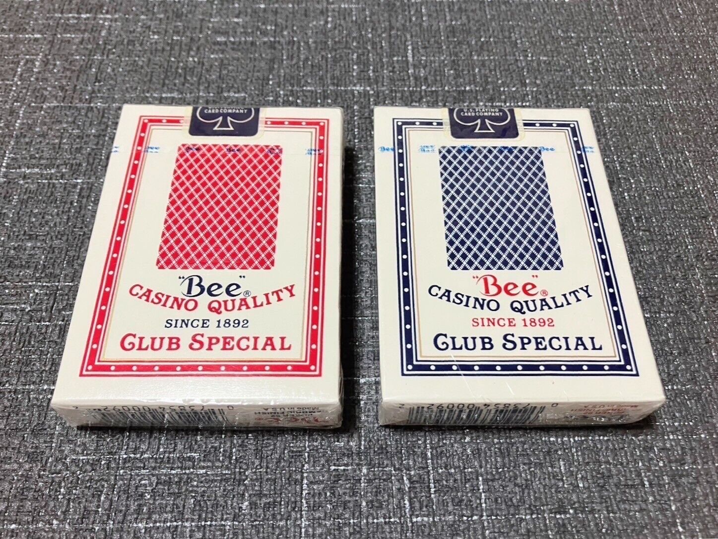 Bee Standard Poker Playing Cards Club Special Diamond Back Set of 2 decks