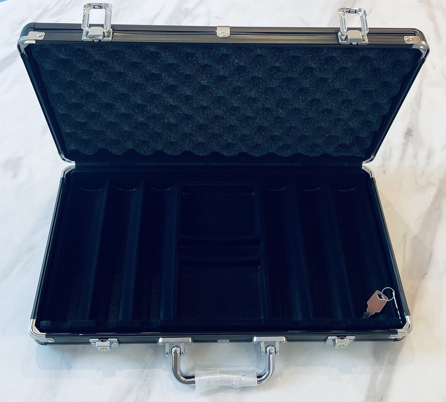 Poker Chips POKERSTARS EPT Ceramic Chips 300 Chips with Carry Case