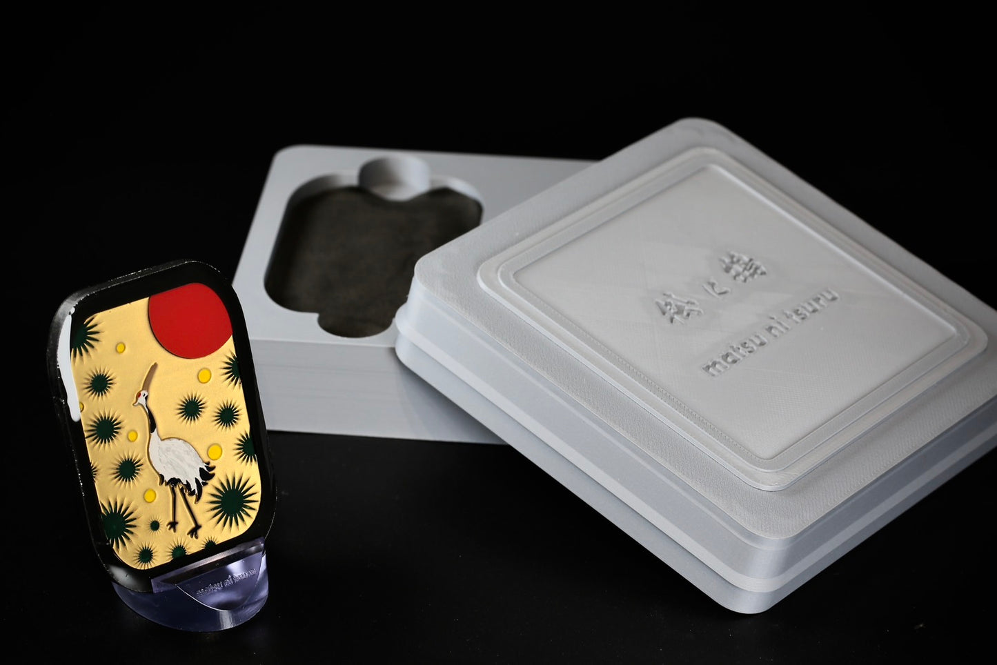 Premium Hanafuda Display Set with Stand and Storage Box , Artist-Made MATSU NI TSURU by Youichiro Okuda